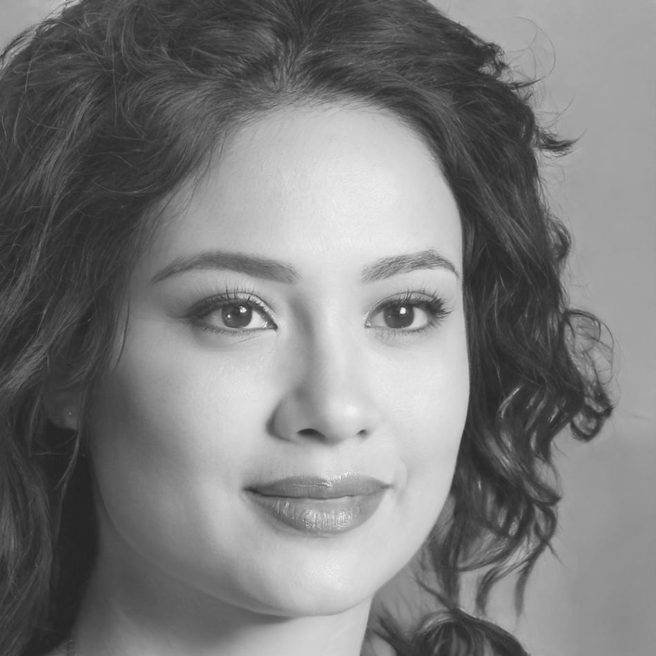 Directora de Investigación Financiera